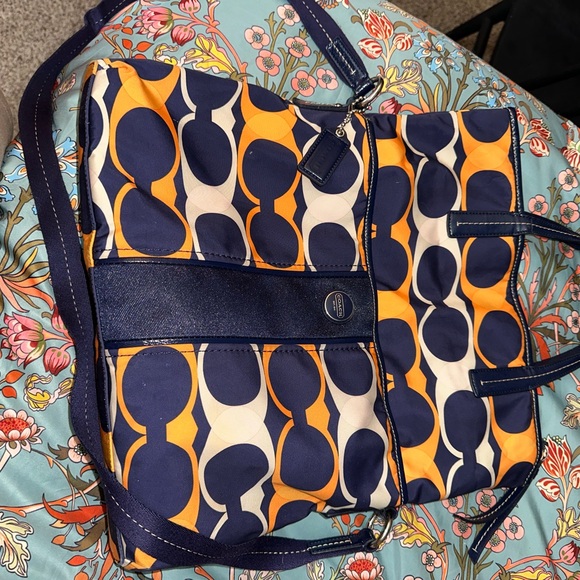 Vintage coach bag - Picture 2 of 3